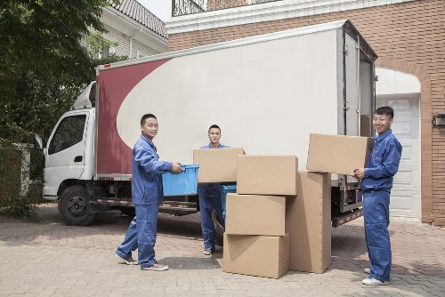 Final moving day preparations for house removals in Kingston upon Thames