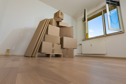 Storage and transport options for removal services in Kingstonuponthames